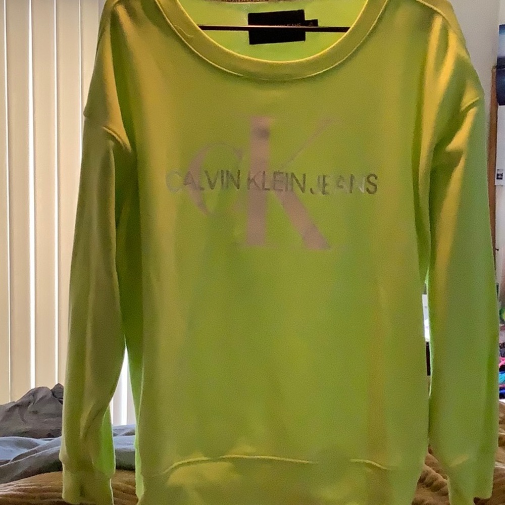 CALVIN KLEIN neon yellow Lg. sweatshirt
